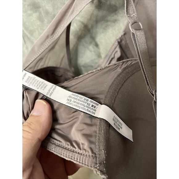 Body by Victoria Secret Bra Women 36d Beige Underwired Perfect Shape Lace Wing - Picture 5 of 5